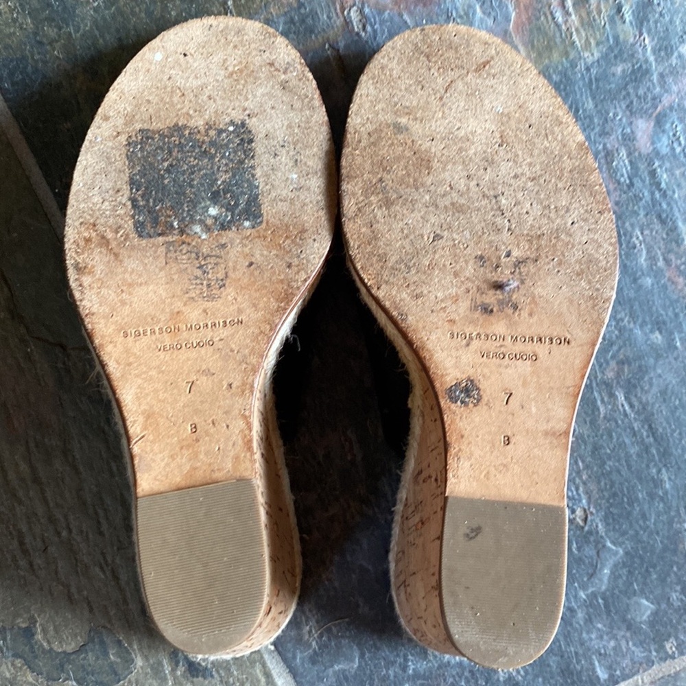 Sigerson Morrison wedge, size 7 - Picture 7 of 7